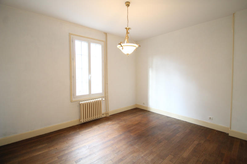 Maison - 97 m² - 5 pièces