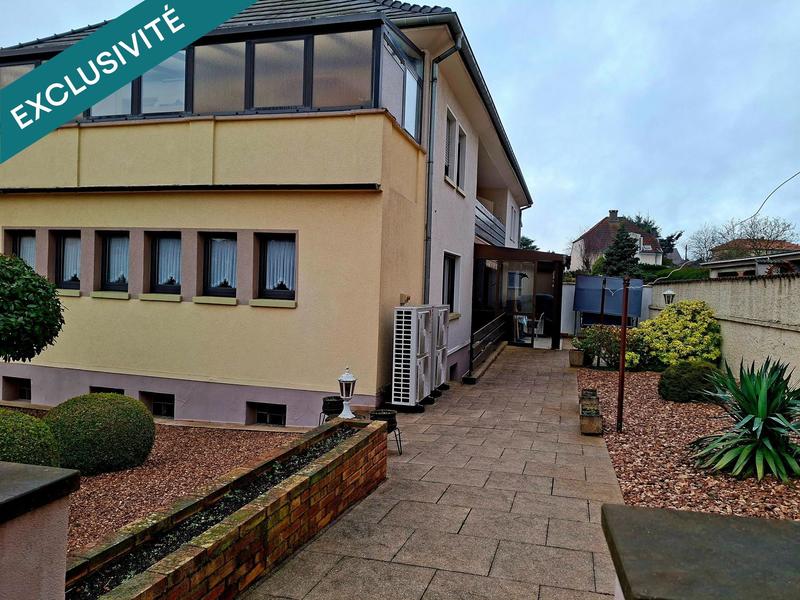 Maison - 200 m² - 7 pièces