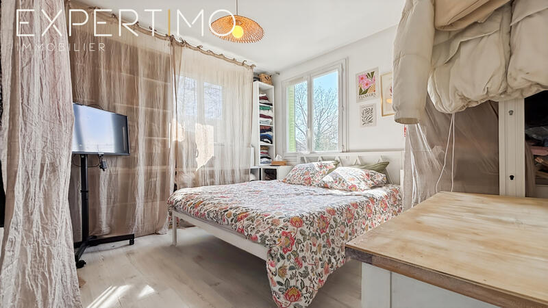 Appartement - 67 m² - 4 pièces