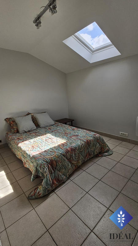 Maison - 210 m² - 6 pièces