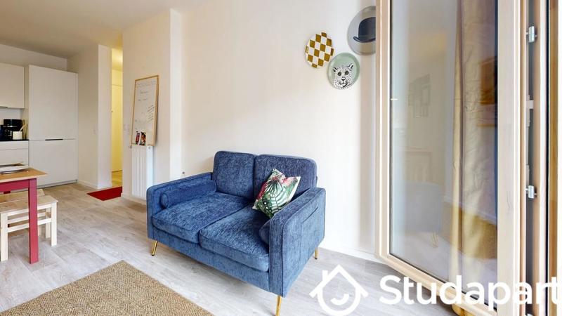 Chambre - 10 m² - 1 pièce