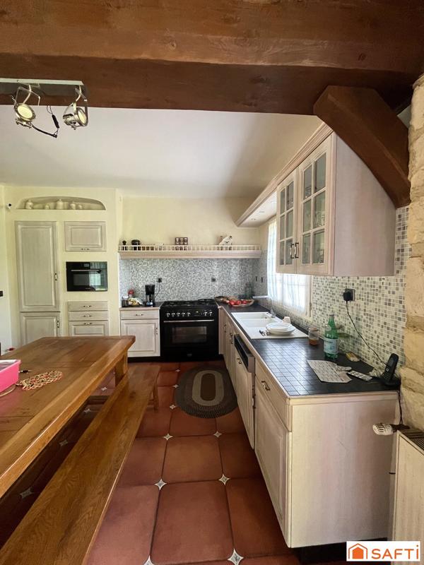 Maison - 159 m² - 6 pièces