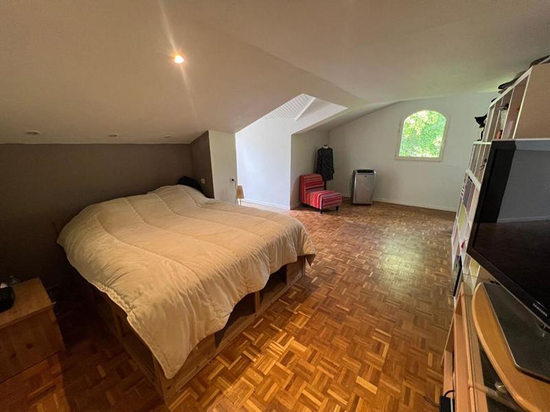 Maison - 338 m² - 10 pièces