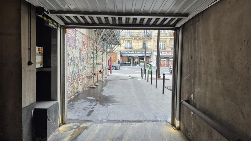 Parking / Garage - 10 m²