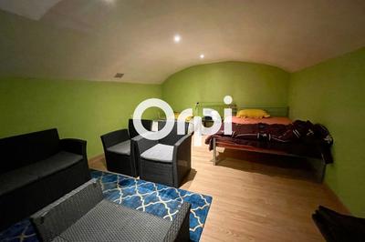 Maison - 185 m² - 8 pièces