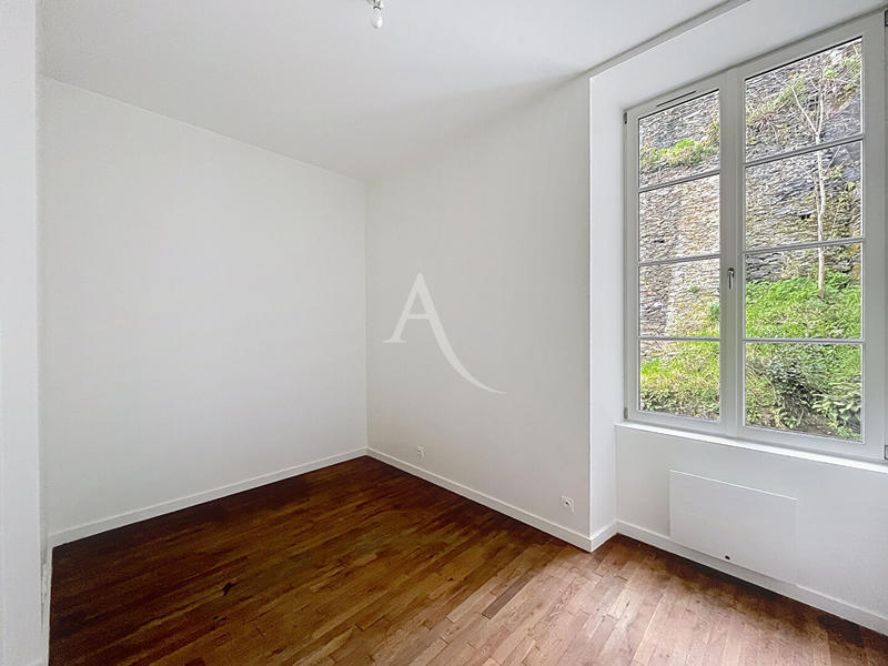 Appartement - 82 m² - 3 pièces