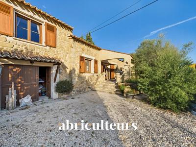 Maison - 180 m² - 7 pièces