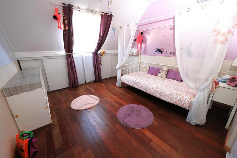 Maison - 112 m² - 7 pièces