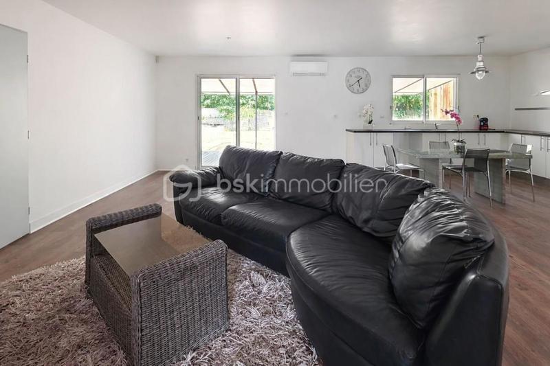 Maison - 138 m² - 5 pièces