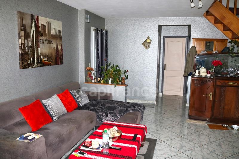 Maison - 107 m² - 6 pièces