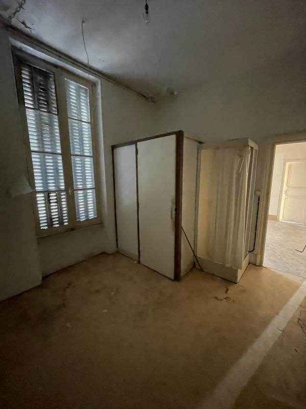 Appartement - 120 m² - 8 pièces