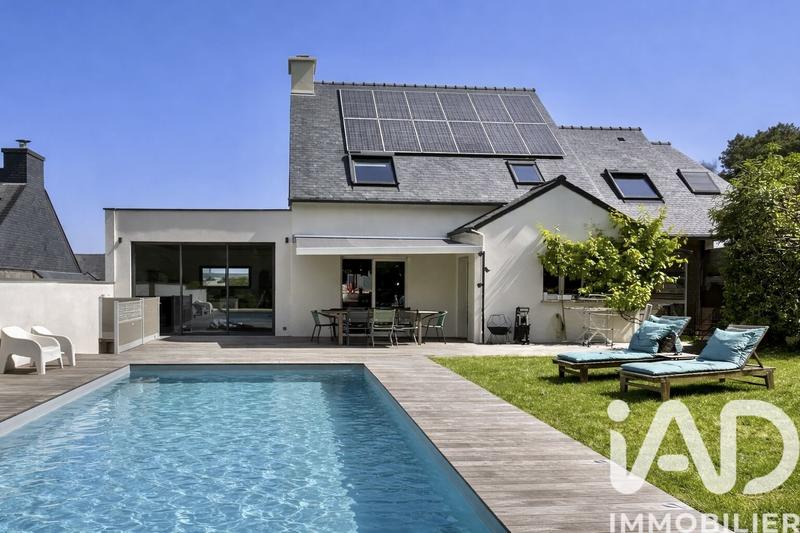 Maison - 180 m² - 7 pièces