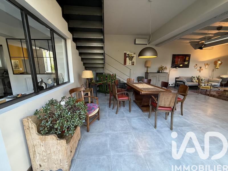 Maison - 228 m² - 7 pièces