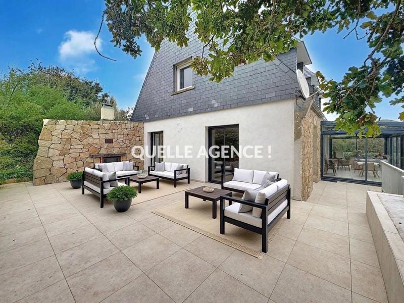 Maison en pierre - 137 m² - 7 pièces