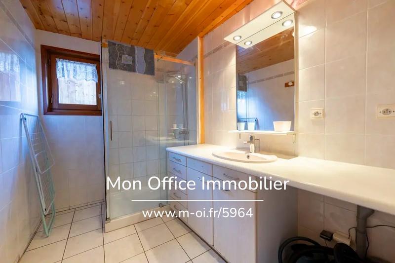 Maison - 122 m² - 7 pièces