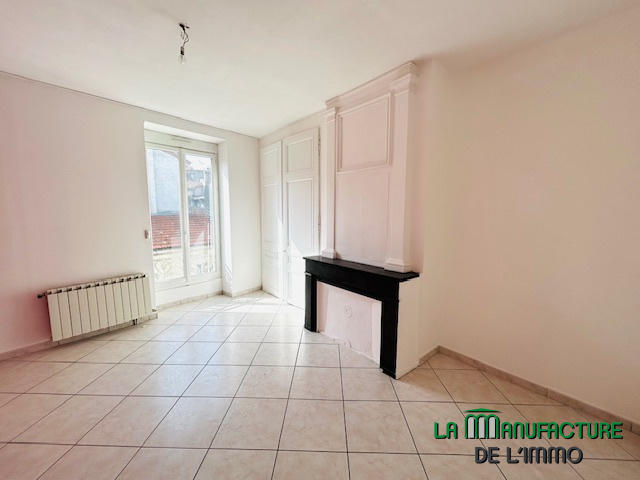Appartement - 80 m² - 4 pièces