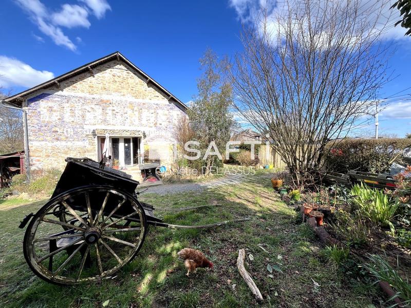 Maison - 325 m² - 14 pièces