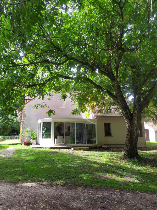 Maison - 195 m² - 7 pièces