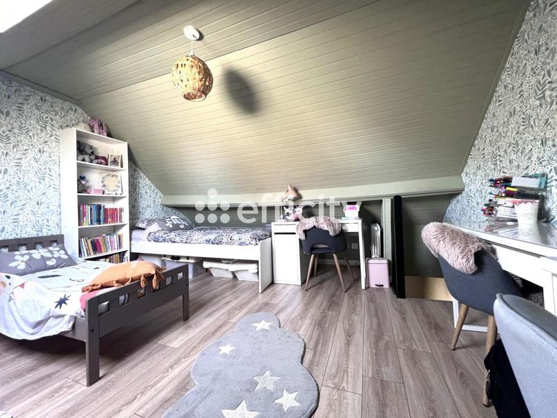 Maison - 186 m² - 7 pièces