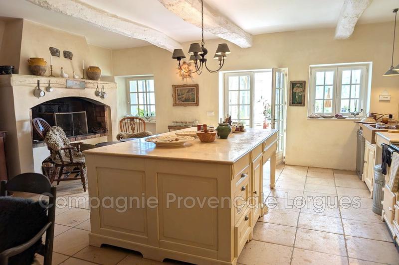 Maison - 499 m² - 8 pièces