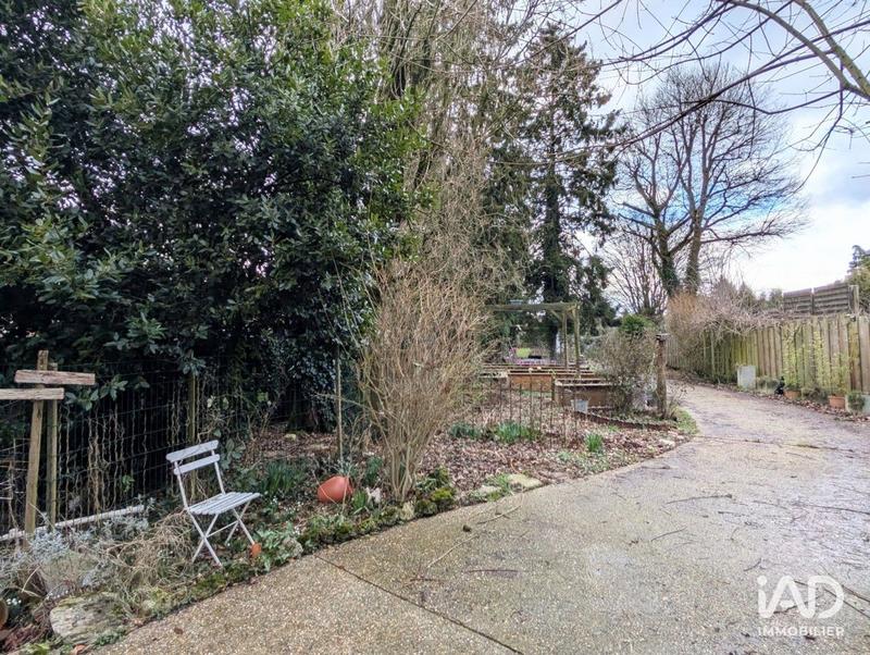 Maison - 249 m² - 7 pièces