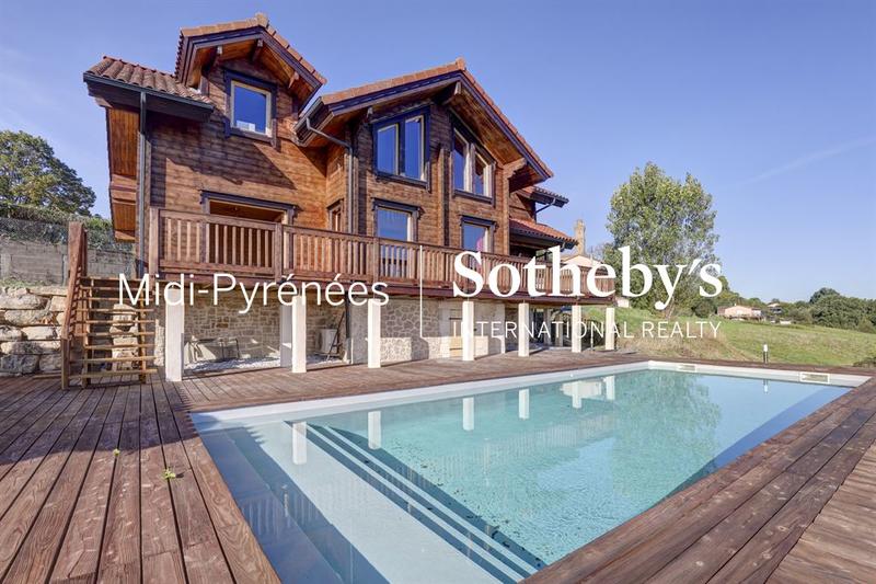 Maison - 163 m² - 6 pièces