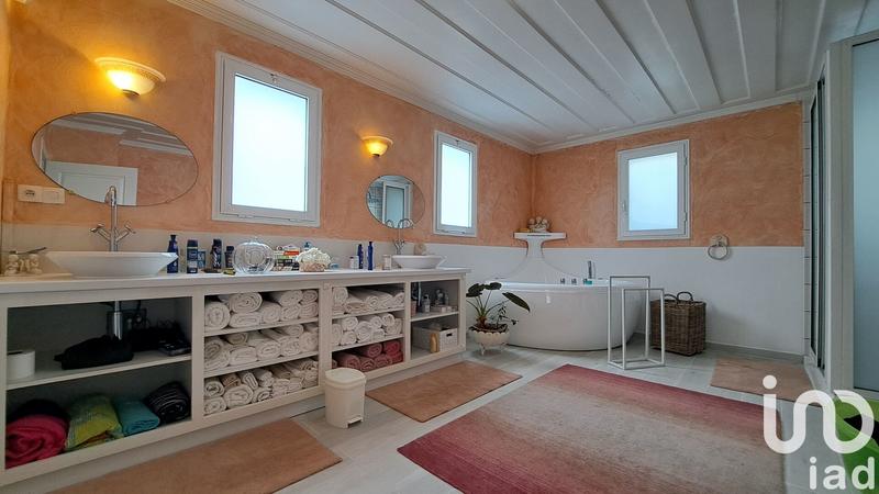 Maison - 349 m² - 7 pièces