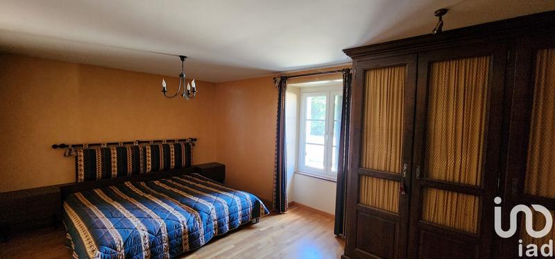 Maison - 227 m² - 6 pièces