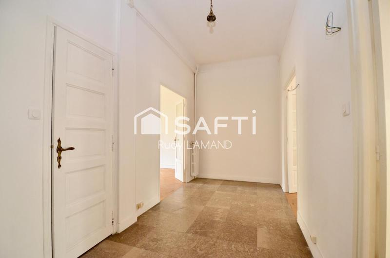 Appartement - 89 m² - 3 pièces