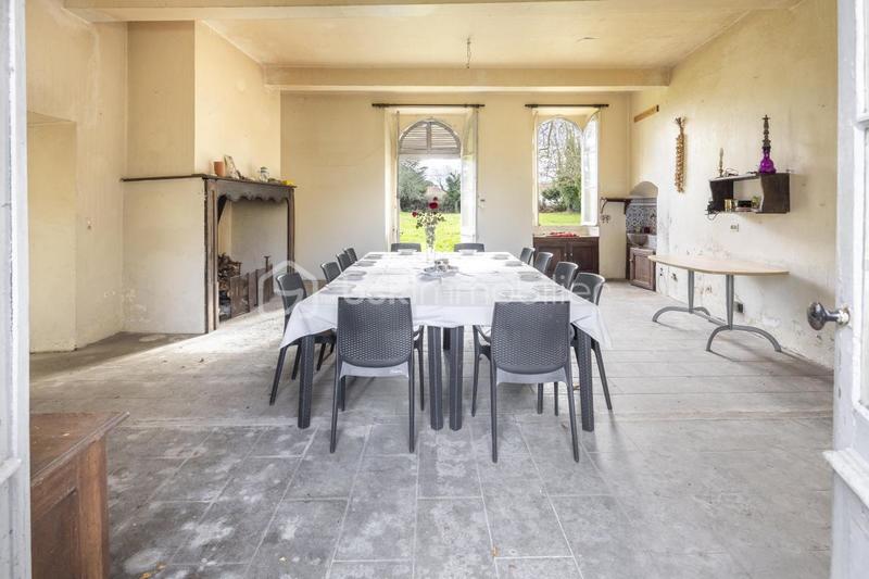 Château - 376 m² - 10 pièces