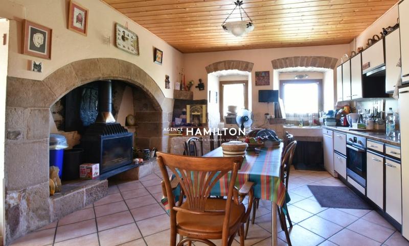 Maison de village - 230 m² - 6 pièces