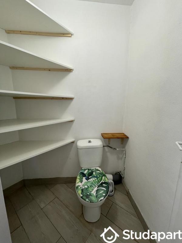 Chambre - 13 m² - 1 pièce