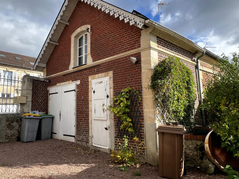 Maison - 155 m² - 8 pièces