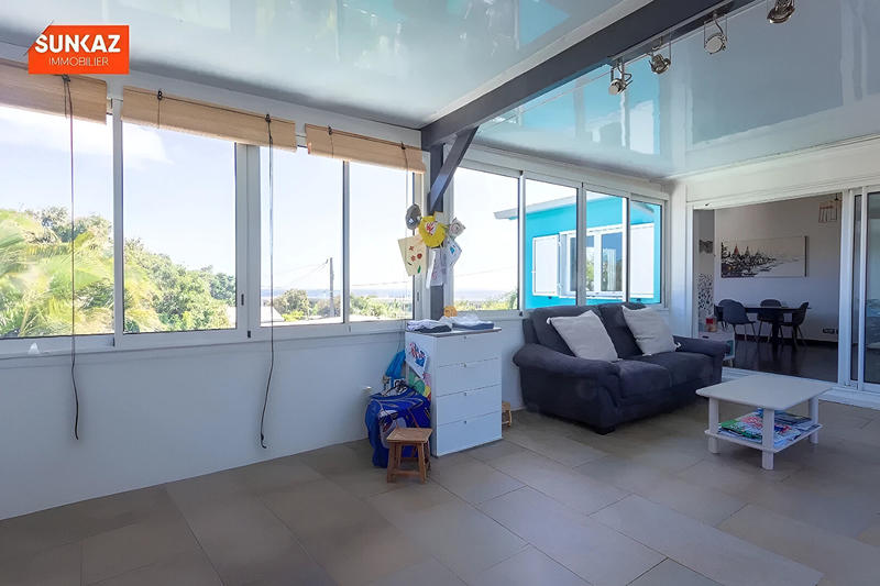 Maison - 134 m² - 5 pièces