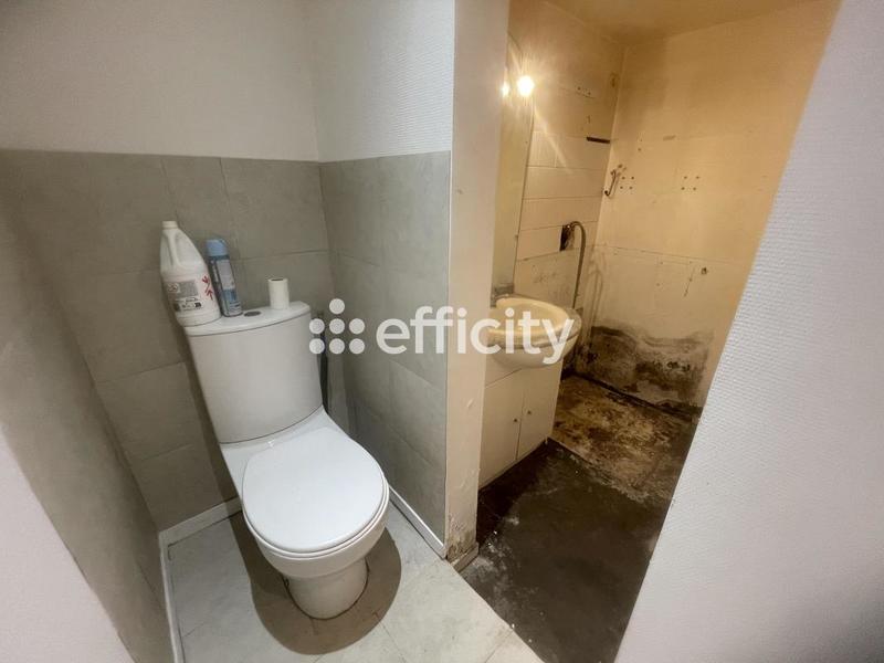 Immeuble - 85 m² - 4 pièces