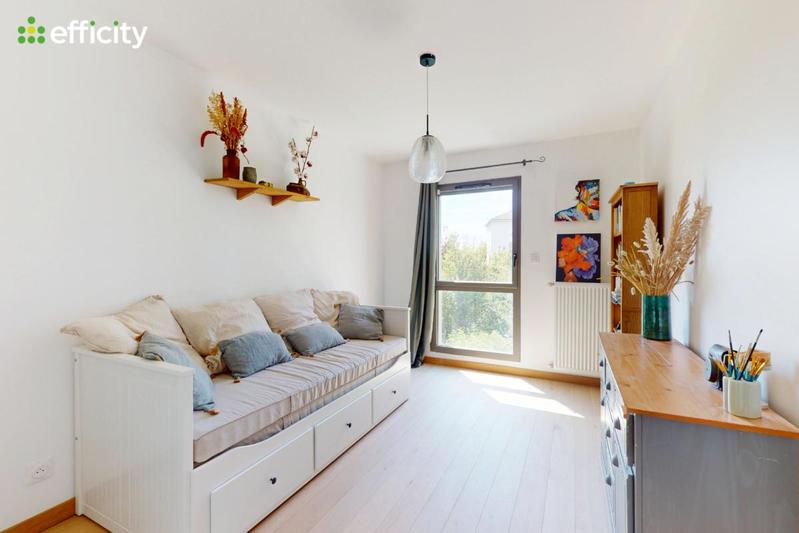 Maison - 96 m² - 4 pièces