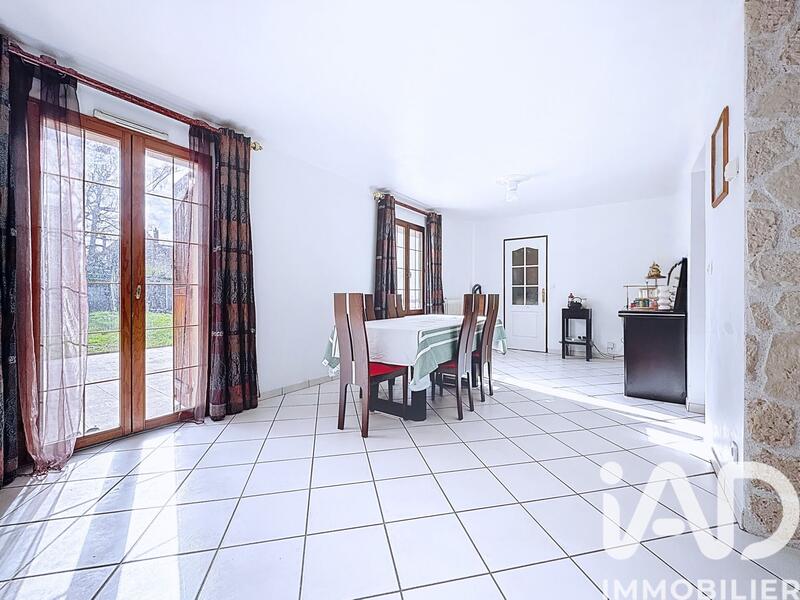 Maison - 138 m² - 6 pièces