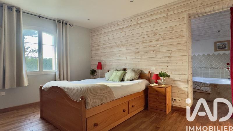 Maison - 170 m² - 9 pièces