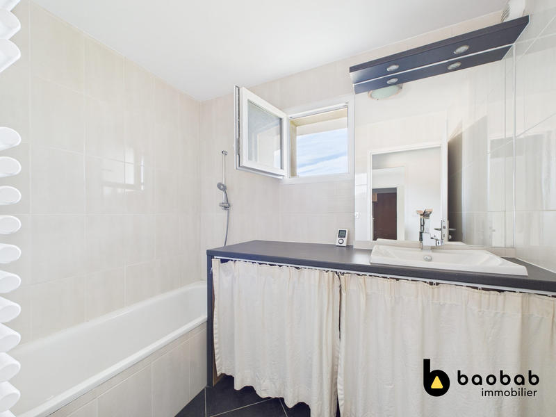 Appartement - 66 m² - 3 pièces