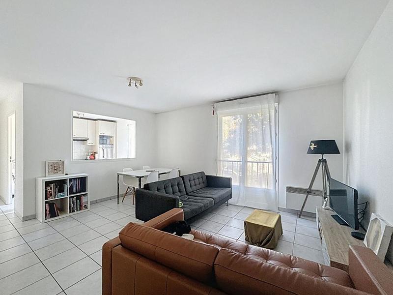 Appartement - 67 m² - 3 pièces