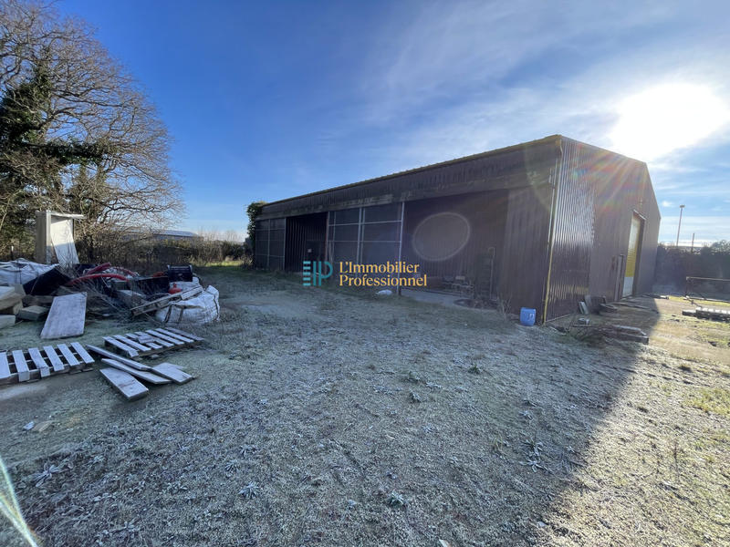 Entrepôt - 569 m²