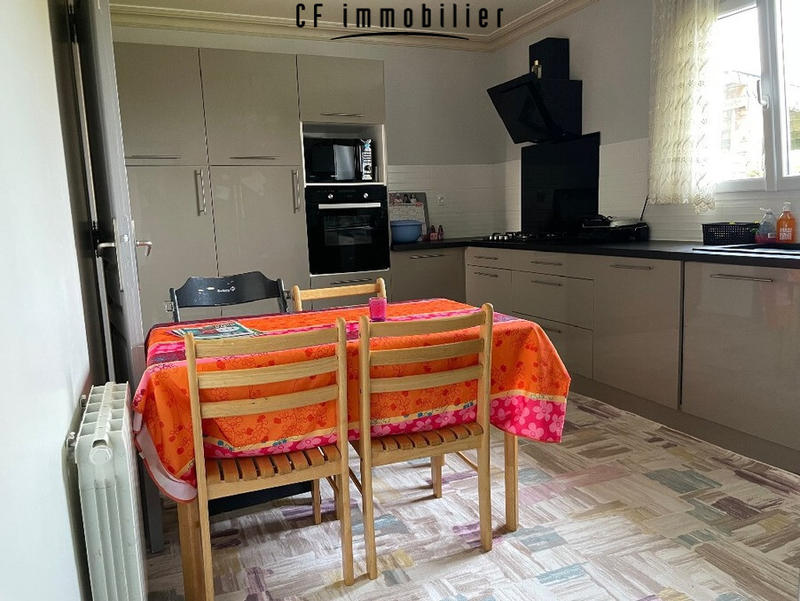 Maison - 183 m² - 6 pièces