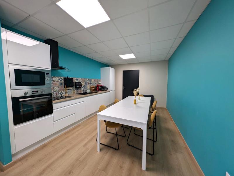 Local d'activités - 450 m²