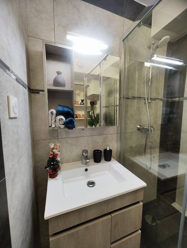 Appartement - 70 m² - 4 pièces