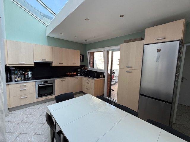 Maison - 106 m² - 5 pièces