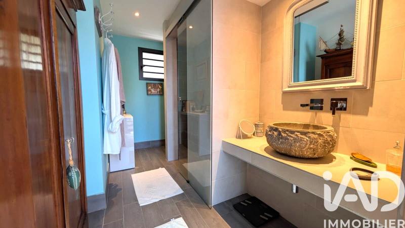 Maison de maîtres - 185 m² - 6 pièces