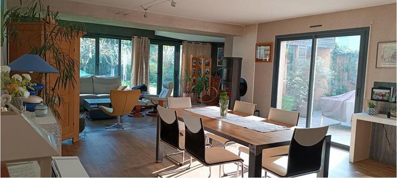 Maison - 162 m² - 7 pièces