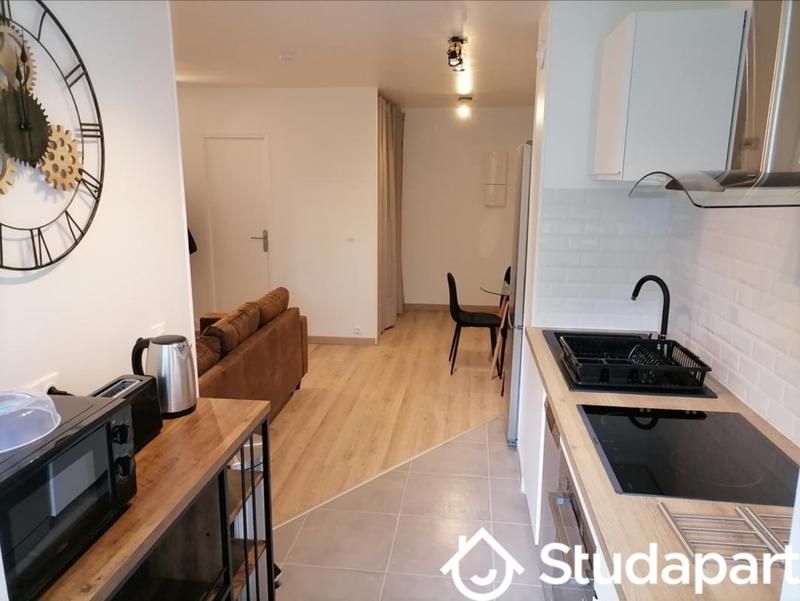 Chambre - 10 m² - 1 pièce