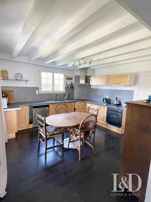 Maison - 157 m² - 5 pièces