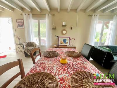 Maison - 129 m² - 5 pièces